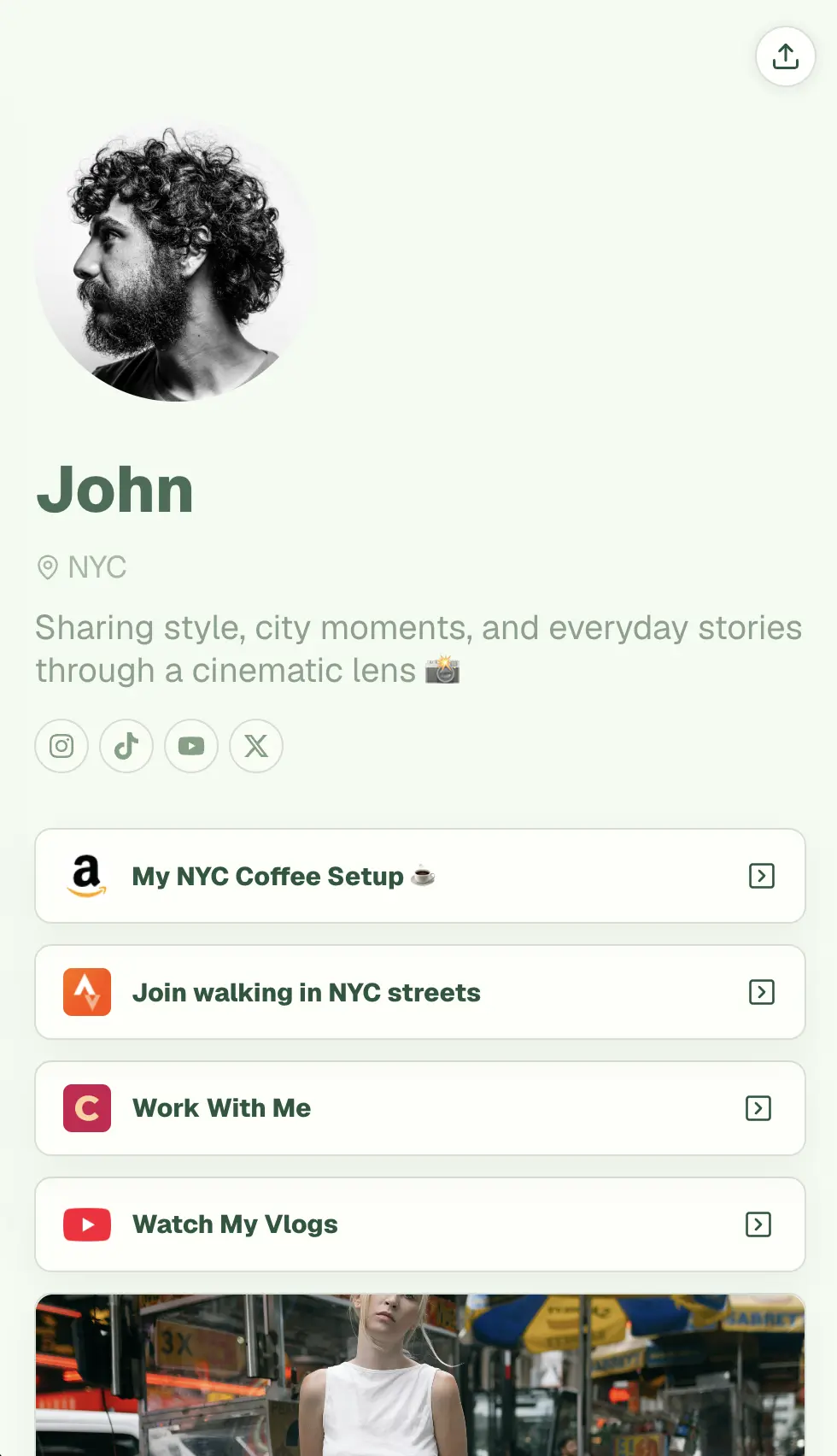 Mobile optimized CreatorsJet link in bio page